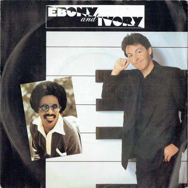 Paul McCartney : Ebony And Ivory (7", Single, Pus)